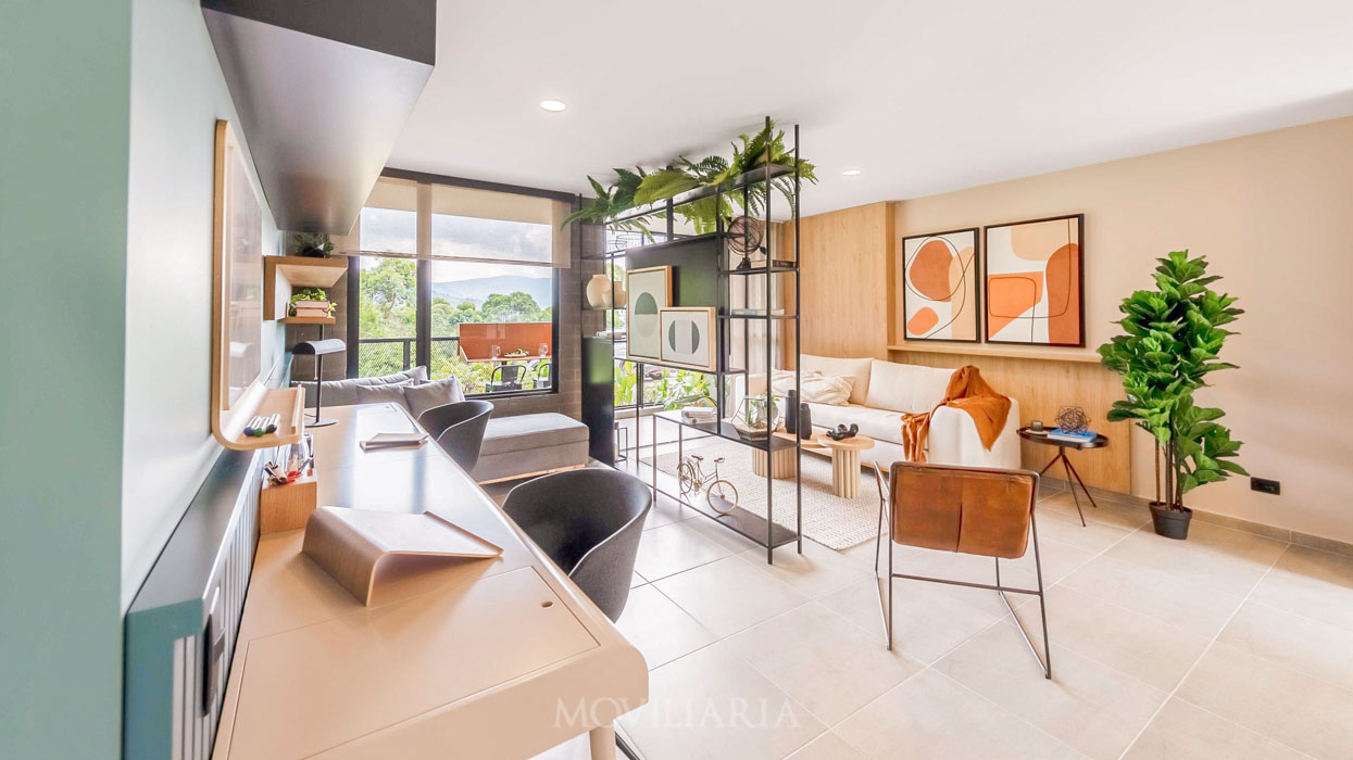 Casa en Venta en Loma del Escobero, Envigado con garaje con REF 1675