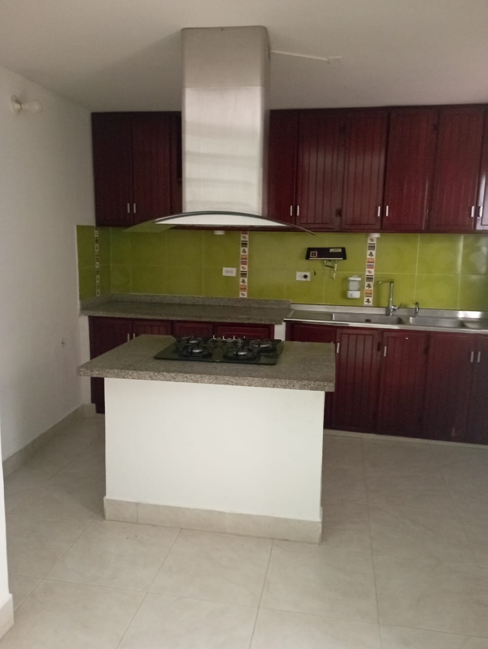 Casa en Venta en La Libertad, Barrancabermeja de 2 plantas con garaje con REF 1692