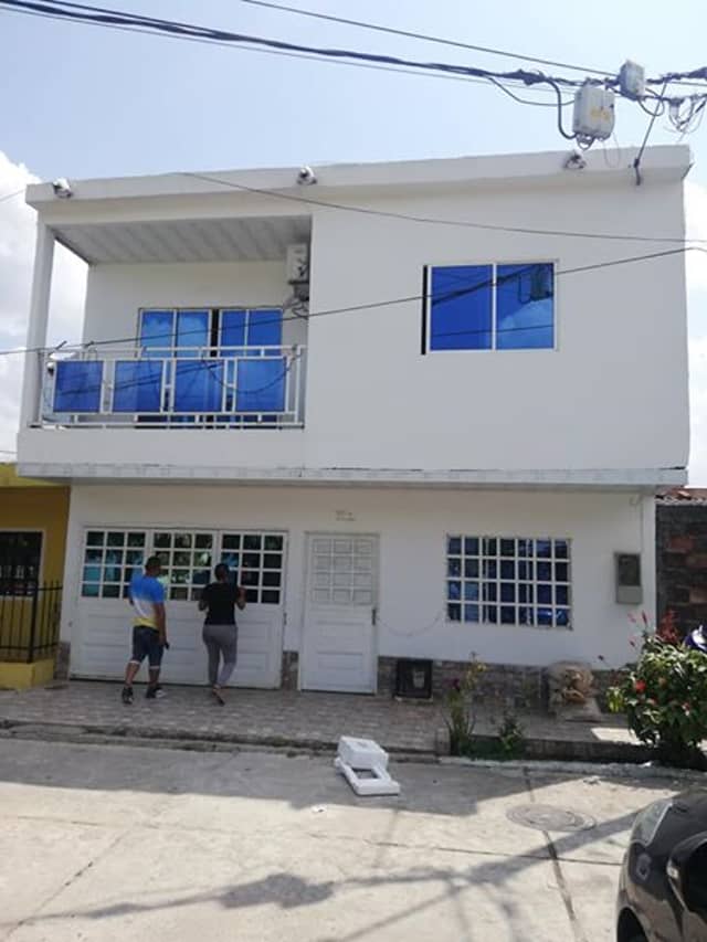 Casa en Venta de 2 plantas con garaje | REF: 1002 en Granjas Barrancabermeja