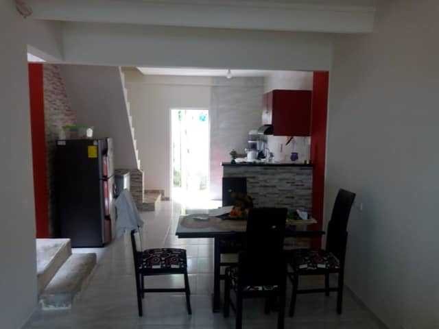 Casa en Venta en Buena Vista, Barrancabermeja de 2 plantas con garaje con REF 1067