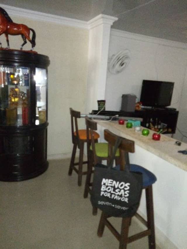 Casa en Venta en Uribe Uribe, Barrancabermeja con garaje con REF 1071