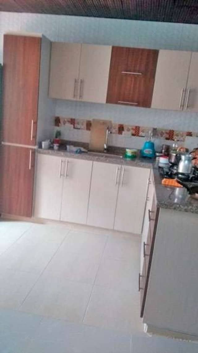 Casa en Venta en Cincuentenario, Barrancabermeja con garaje con REF 1100