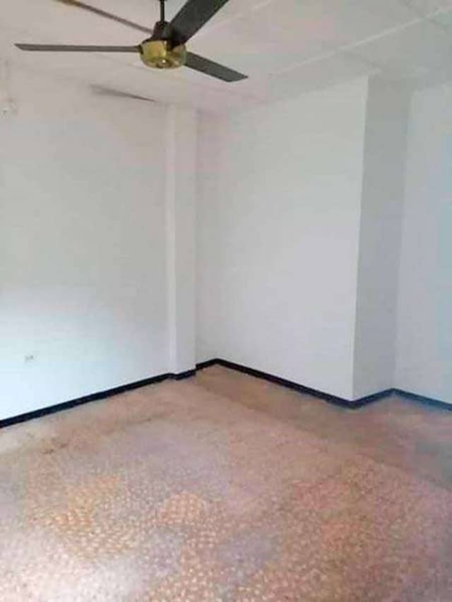 Casa en Venta en Colombia, Barrancabermeja con garaje con REF 1106