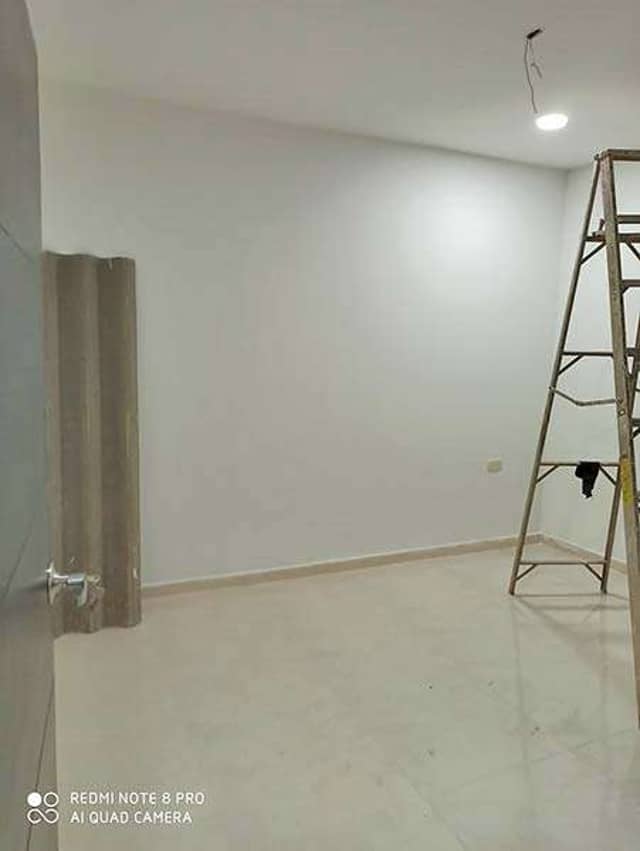 Casa en Venta en Colombia, Barrancabermeja con garaje con REF 1111