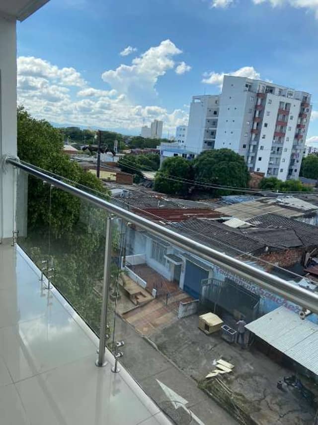 Apartamento en Venta en La Floresta, Barrancabermeja con garaje con REF 1130