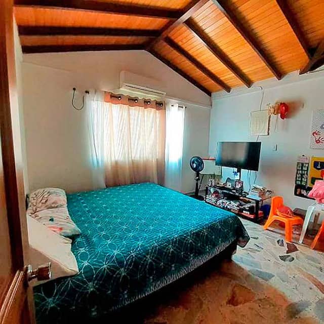 Casa en Venta en Refugio, Barrancabermeja de 2 plantas con garaje con REF 1138