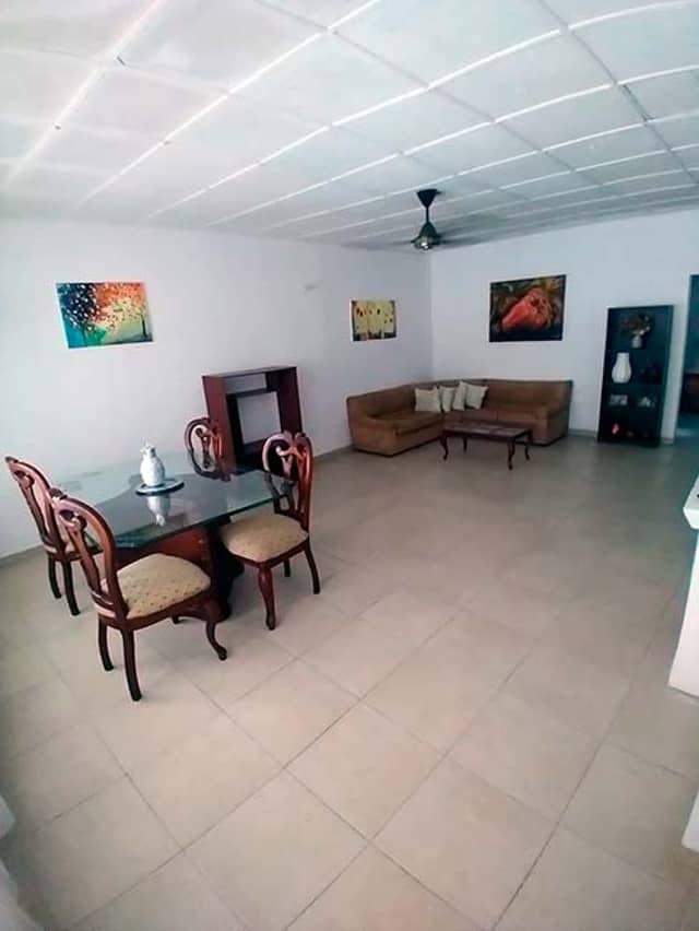 Casa en Venta en Los Pinos, Barrancabermeja de 2 plantas con garaje con REF 1172