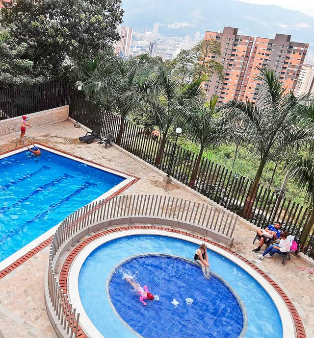 Apartamento en Venta en Betania, Sabaneta con garaje con REF 1195