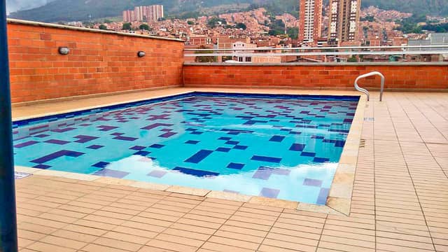 Apartamento en Venta en Panamericano, Bello con garaje con REF 1210