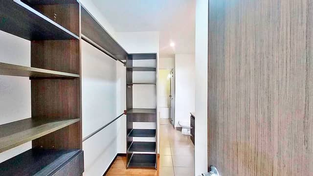Apartamento en Venta en La Inmaculada, Envigado con garaje con REF 1212