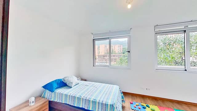 Apartamento en Venta en La Inmaculada, Envigado con garaje con REF 1212