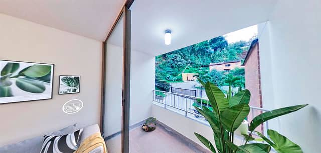 Apartamento en Venta en Alto de Misael, Envigado con garaje con REF 1213