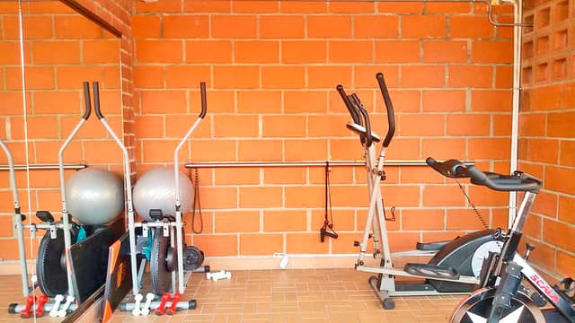 Apartamento en Venta en Los Colores, Medellín con REF 1215