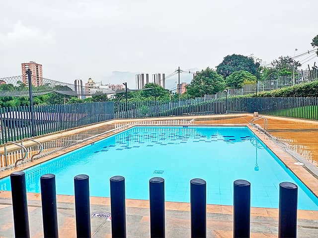 Apartamento en Venta en Vegas De San José, Sabaneta con garaje con REF 1221
