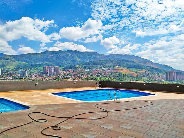 Apartamento en Venta en Niquia, Bello con garaje con REF 1222