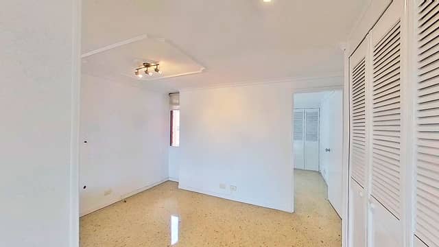 Apartamento en Venta en El Diamante II, Medellín con garaje con REF 1229