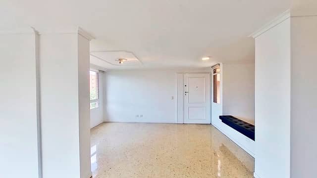 Apartamento en Venta en El Diamante II, Medellín con garaje con REF 1229