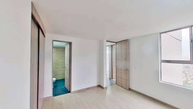 Apartamento en Venta en Loma De Los Bernal, Medellín con garaje con REF 1245