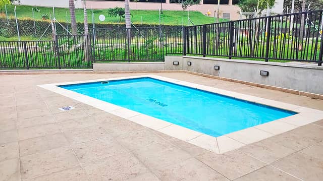 Apartamento en Venta en Loma De Los Bernal, Medellín con garaje con REF 1245