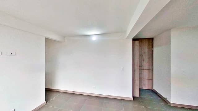 Apartamento en Venta en Loma De Los Bernal, Medellín con garaje con REF 1245