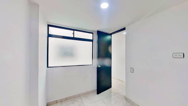Apartamento en Venta en Calle Larga, Sabaneta con garaje con REF 1247