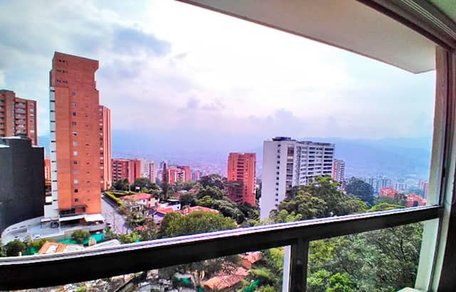 Apartamento en Venta en El Esmeraldal, Envigado con garaje con REF 1249