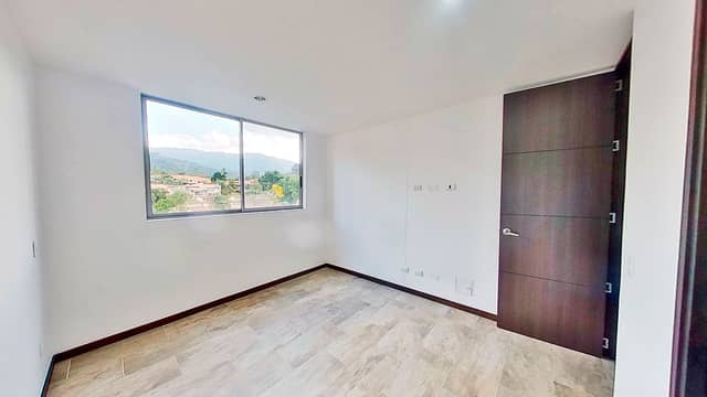 Apartamento en Venta en El Esmeraldal, Envigado con garaje con REF 1249