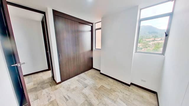 Apartamento en Venta en El Esmeraldal, Envigado con garaje con REF 1249