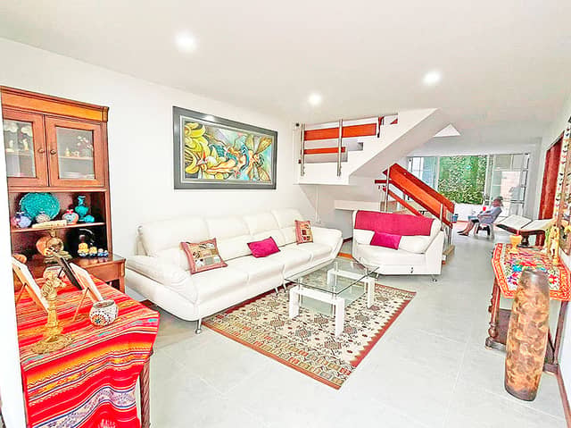 Casa en Venta de 3 plantas con garaje | REF: 1307 en Bella Isla Reservado San Gil