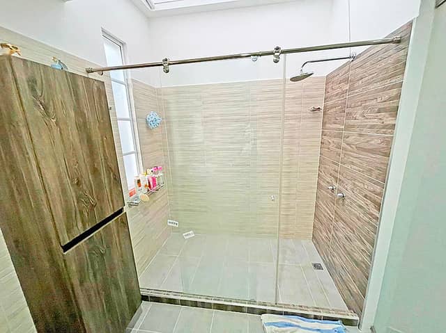 Casa en Venta en Bella Isla Reservado, San Gil de 3 plantas con garaje con REF 1307