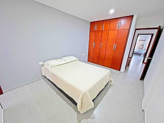 Casa en Venta en Bella Isla Reservado, San Gil de 3 plantas con garaje con REF 1307