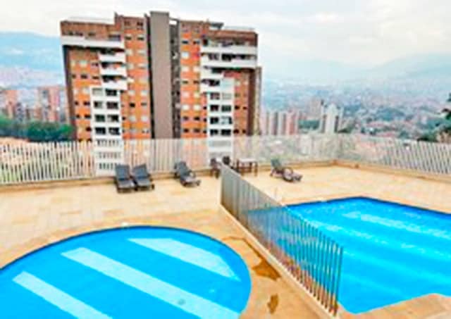 Apartamento en Venta en Loma del Barro, Envigado con garaje con REF 1316