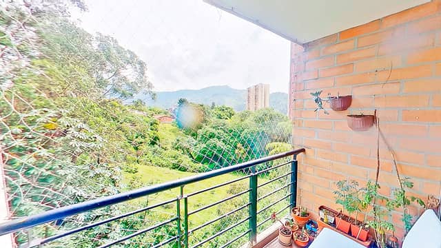 Apartamento en Venta en Ditaires, Itagüí con garaje con REF 1336