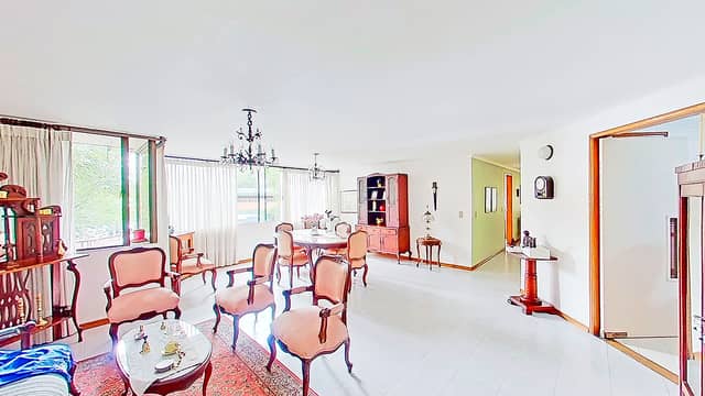 Apartamento en Venta con garaje | REF: 1370 en El Tesoro, Medellín con REF 1370