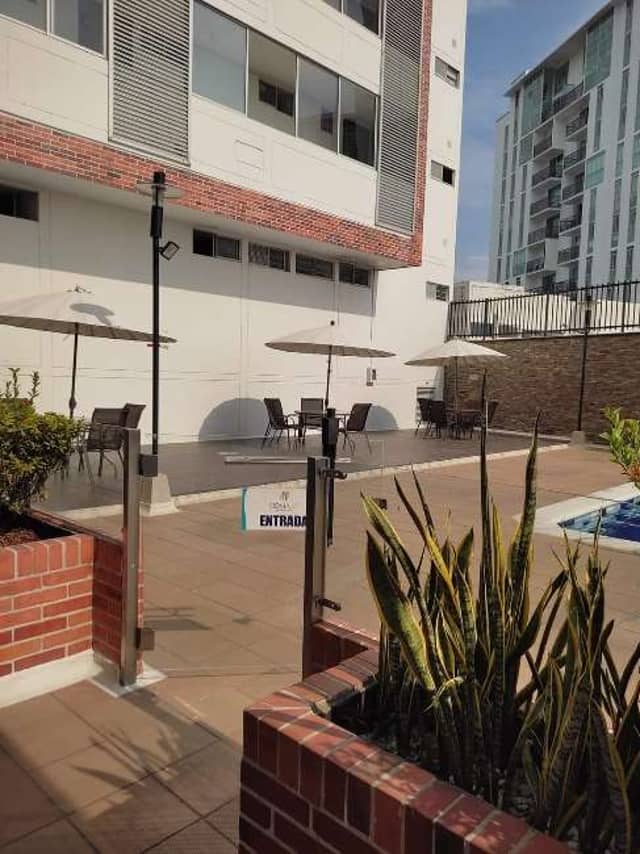 Apartamento en Venta en Los Almendros, Barrancabermeja con garaje con REF 1393