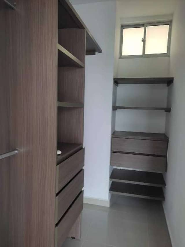 Apartamento en Venta en Los Almendros, Barrancabermeja con garaje con REF 1393