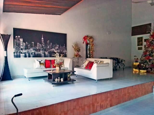 Casa en Venta en Parnaso, Barrancabermeja de 2 plantas con garaje con REF 1410