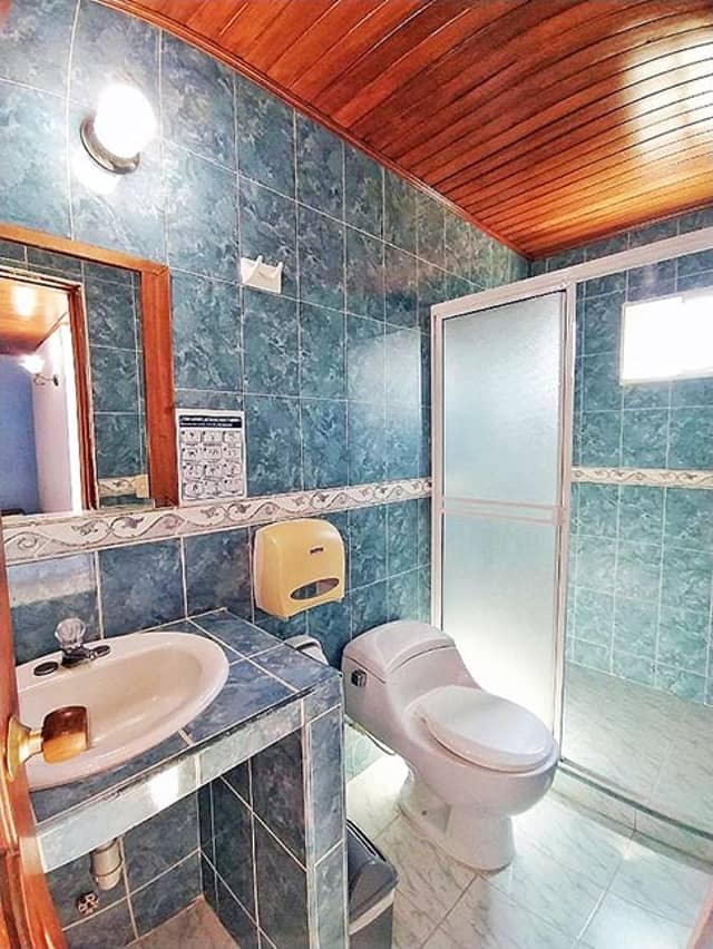 Hotel en Venta en Rodadero, Santa Marta de 3 plantas con garaje con REF 1423