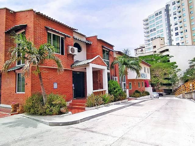 Hotel en Venta en Rodadero, Santa Marta de 3 plantas con garaje con REF 1423
