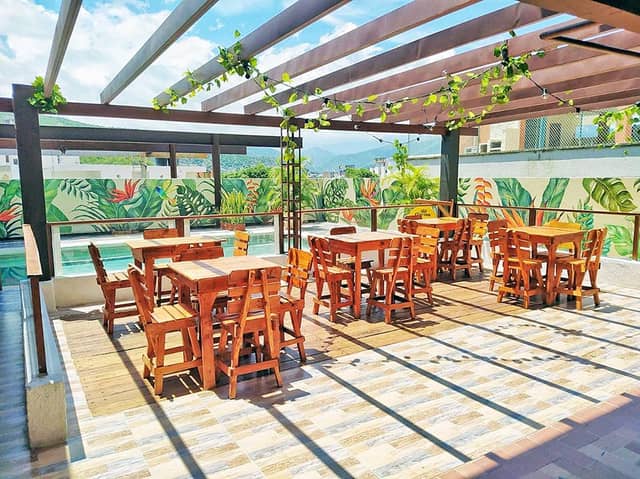 Hotel en Venta en Rodadero, Santa Marta de 3 plantas con garaje con REF 1423