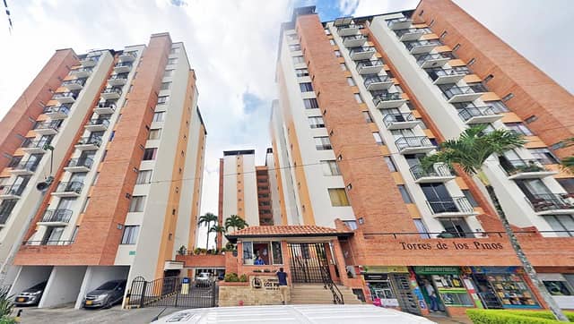 Apartamento en Remate en Los Pinos, Bucaramanga con garaje con REF 1433