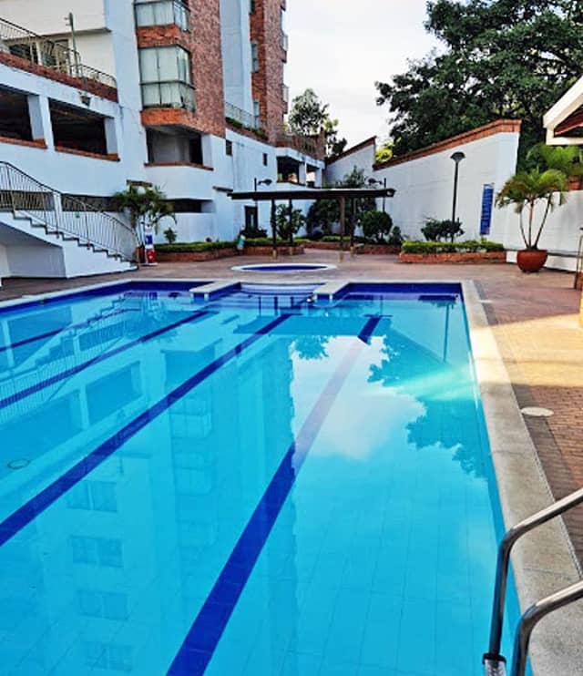 Apartamento en Remate en Los Pinos, Bucaramanga con garaje con REF 1433