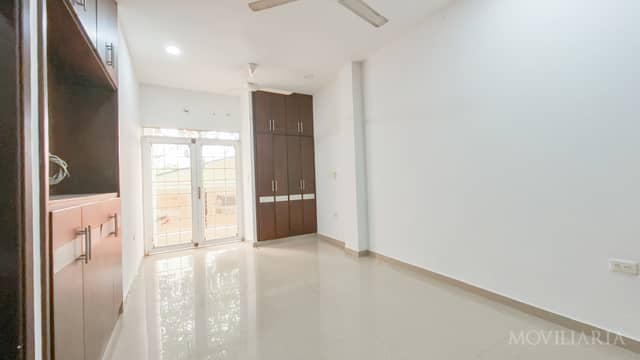 Casa en Venta en Parnaso, Barrancabermeja de 3 plantas con garaje con REF 1476