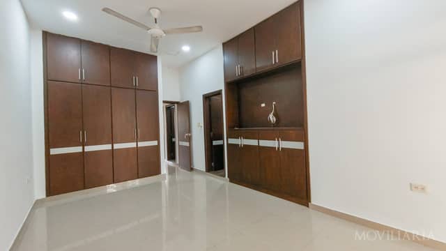 Casa en Venta en Parnaso, Barrancabermeja de 3 plantas con garaje con REF 1476