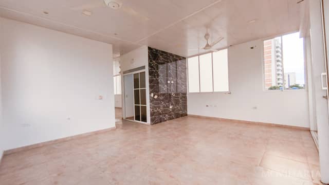 Casa en Venta en Parnaso, Barrancabermeja de 3 plantas con garaje con REF 1476