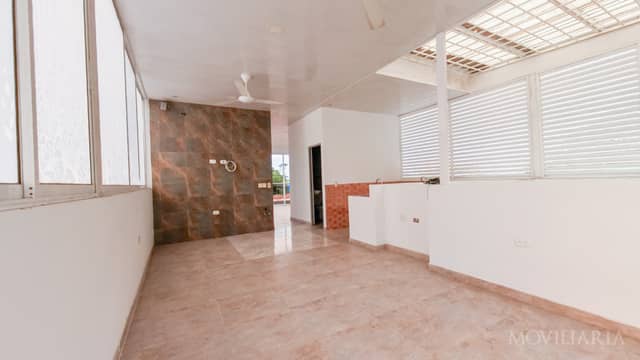 Casa en Venta en Parnaso, Barrancabermeja de 3 plantas con garaje con REF 1476