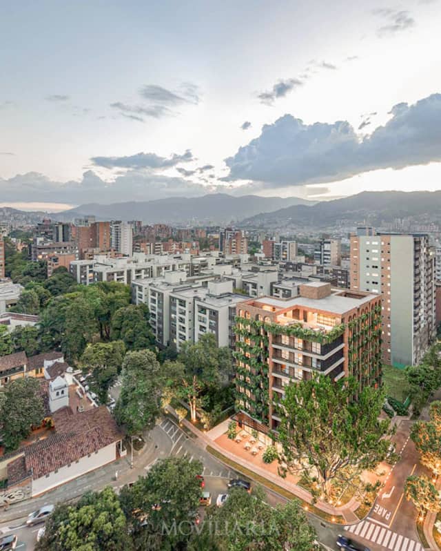 Apartamento en Venta en Bosques de Zuñiga, Envigado con REF 1498