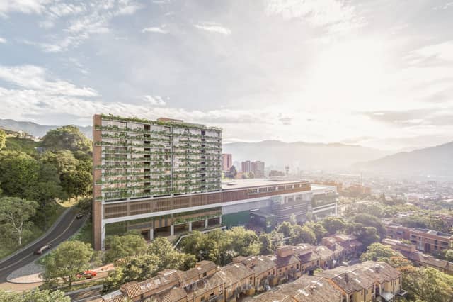Apartamento en Venta en Loma del Escobero, Envigado con garaje con REF 1501