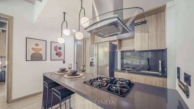 Apartamento en Venta en Loma del Escobero, Envigado con garaje con REF 1501