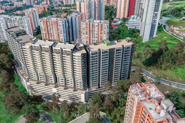 Apartamento en Venta en Loma del Escobero, Envigado con garaje con REF 1505